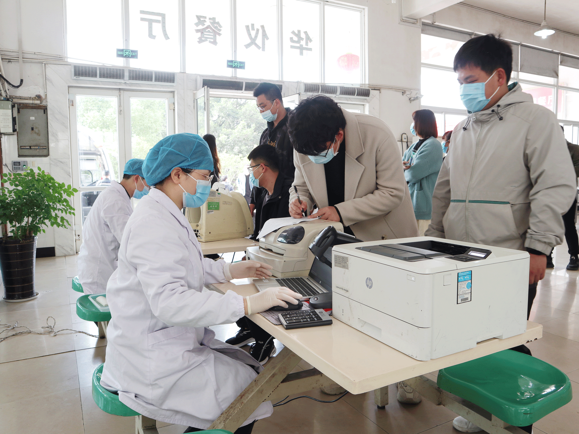 讓愛(ài)心傳遞 為生命接力 | 華儀電氣開展無(wú)償獻(xiàn)血活動(dòng)